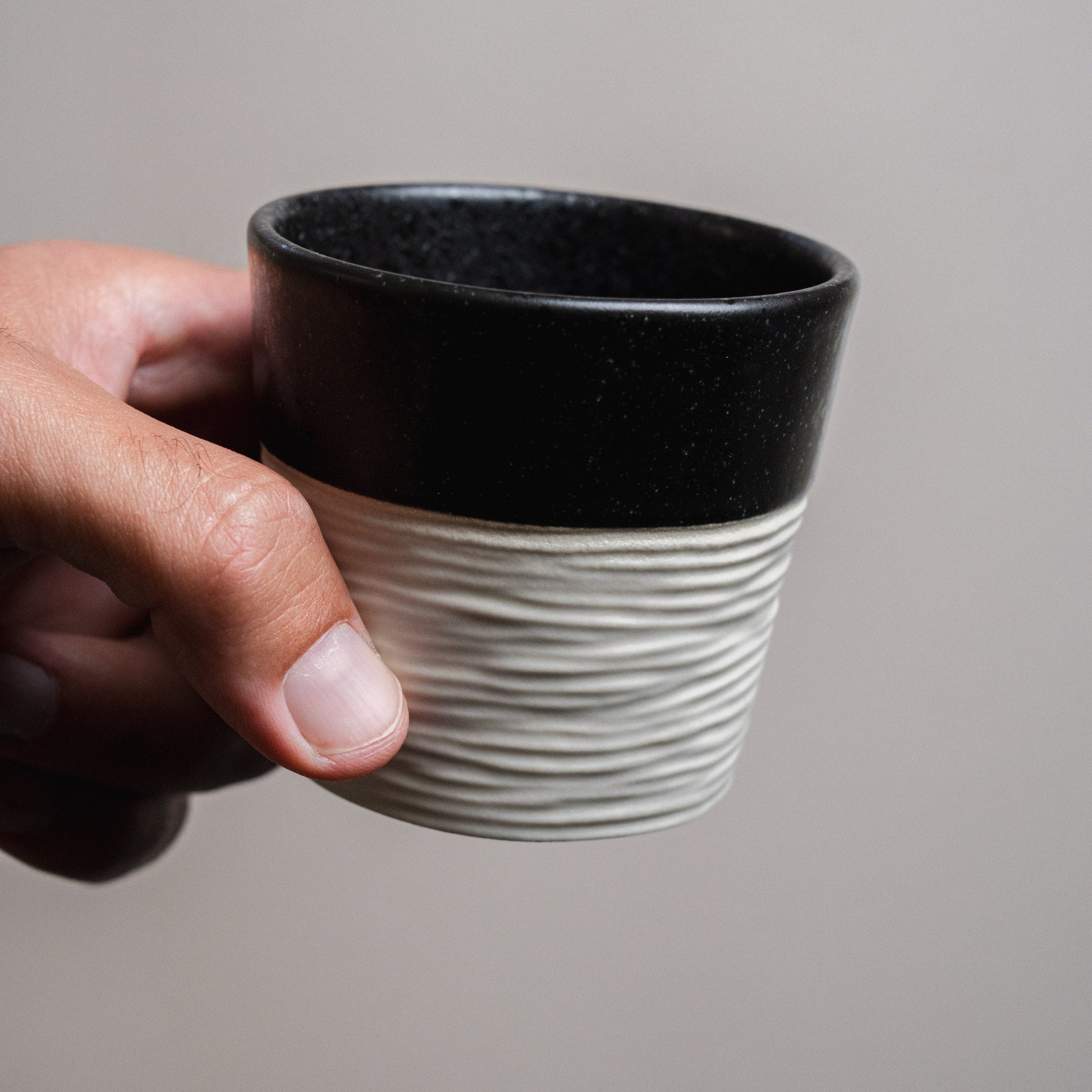 Flat White Wave Series Cup 5 oz - Ceramica De Meles